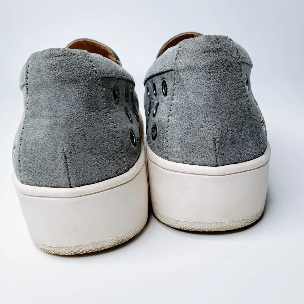 Steve Madden Belit Grommet Deco Slip‎ On Shoes